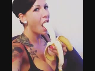 vulgar girl and banana)